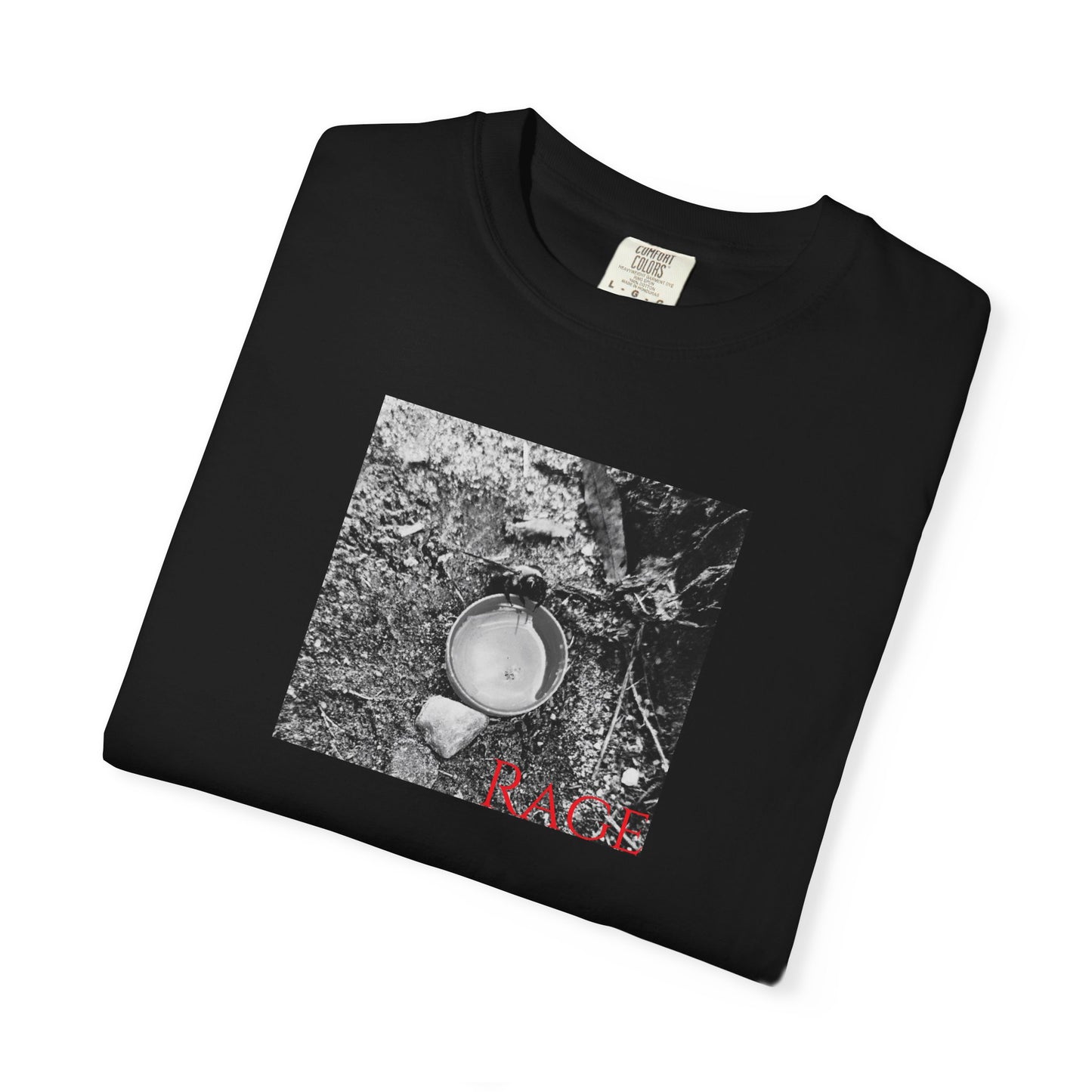 RAGE: T-Shirt/A small world
